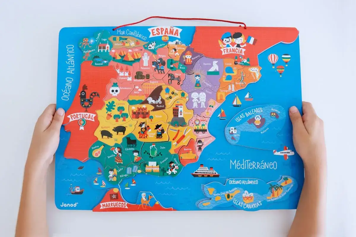Rompecabezas de Espa&ntilde;a con ilustraciones divertidas, ideal para ni&ntilde;os. &iexcl;Juegos para aprender las provincias de Espa&ntilde;a de forma amena!
